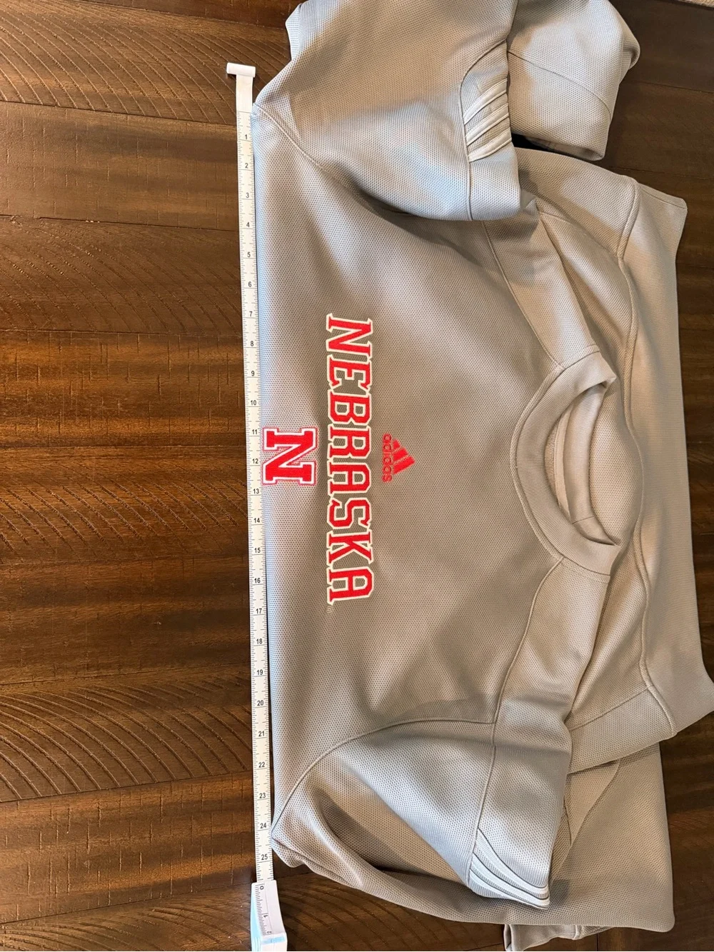 Adidas Nebraska Cornhuskers Men’s Large Gray ClimaWarm Crewneck Sweatshirt